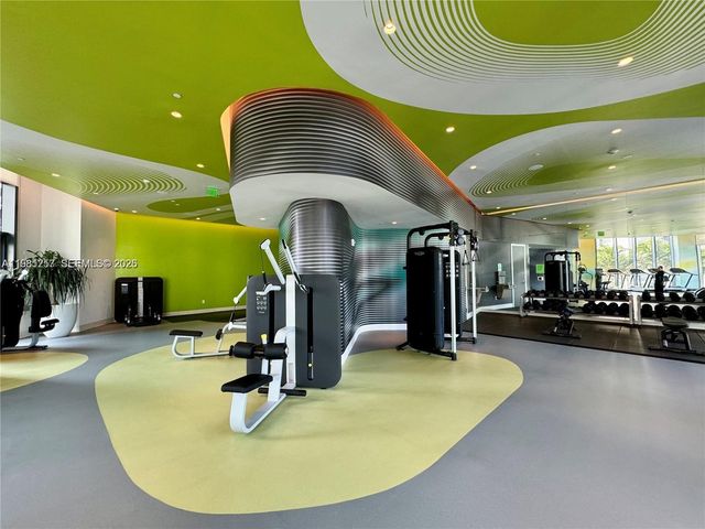 501 NE 31st St 3208, Miami, FL 33137