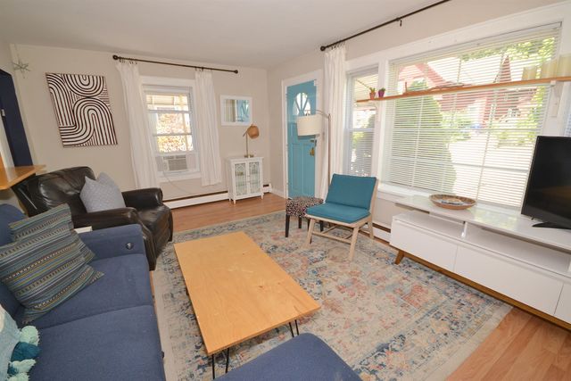 461 Manchester Street, Manchester, NH 03103