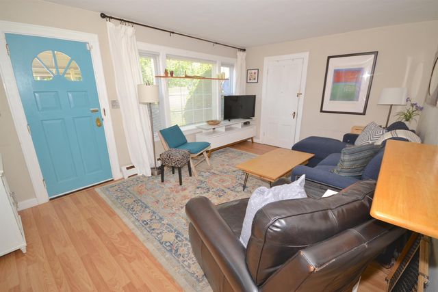 461 Manchester Street, Manchester, NH 03103