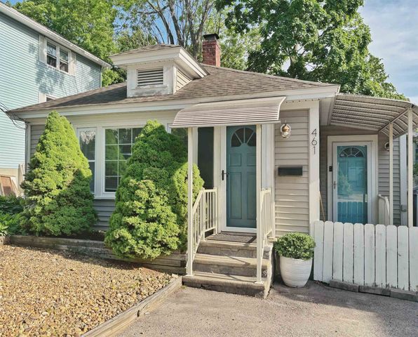 461 Manchester Street, Manchester, NH 03103