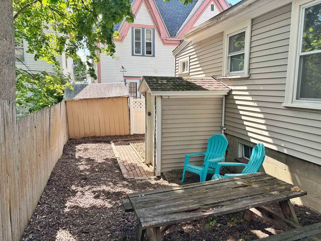 461 Manchester Street, Manchester, NH 03103