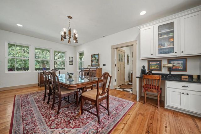 14232 Sutter Creek Rd, Sutter Creek, CA 95685