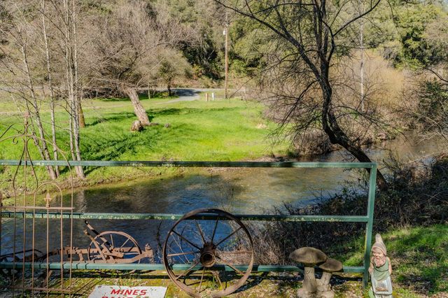 14232 Sutter Creek Rd, Sutter Creek, CA 95685