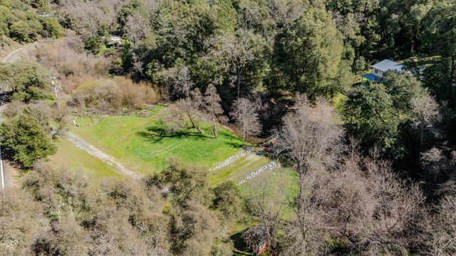 14232 Sutter Creek Rd, Sutter Creek, CA 95685