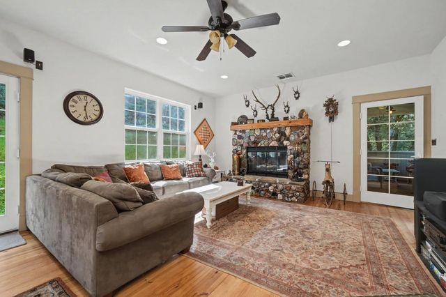 14232 Sutter Creek Rd, Sutter Creek, CA 95685