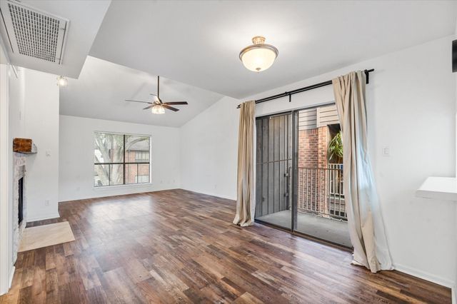 3100 Walnut Bend Lane 508, Houston, TX 77042