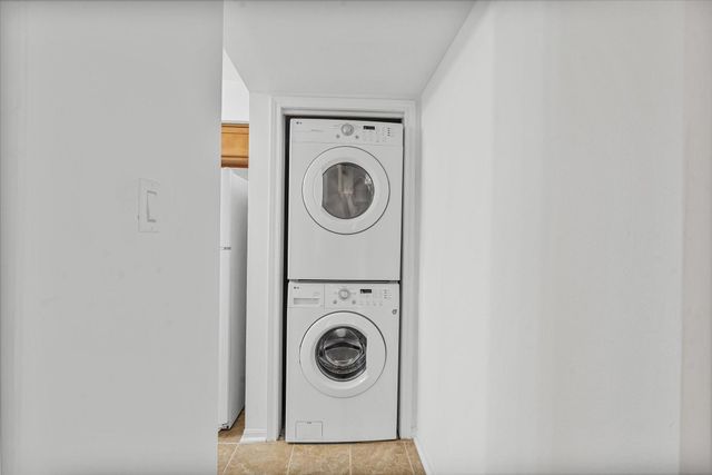 3100 Walnut Bend Lane 508, Houston, TX 77042