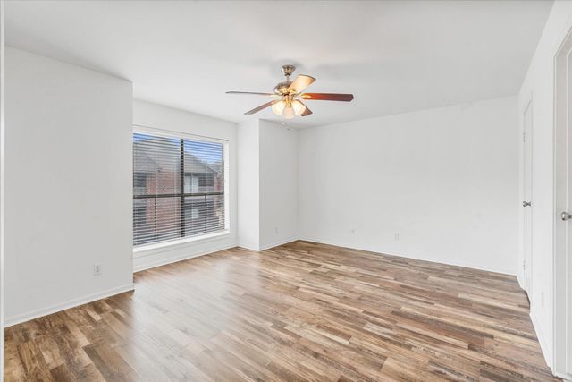 3100 Walnut Bend Lane 508, Houston, TX 77042