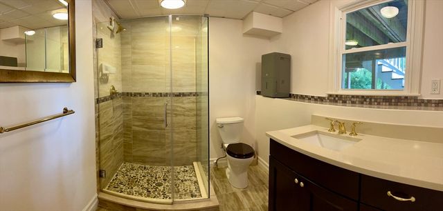 70 Beach St, Foxboro, MA 02035