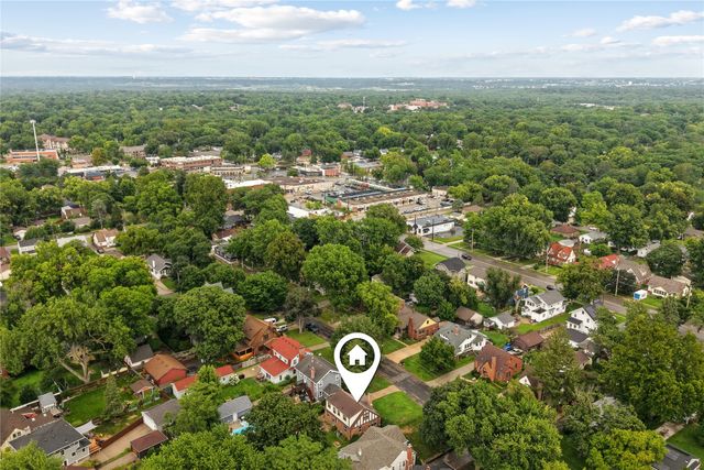 2500 Kenway Drive, Des Moines, IA 50310
