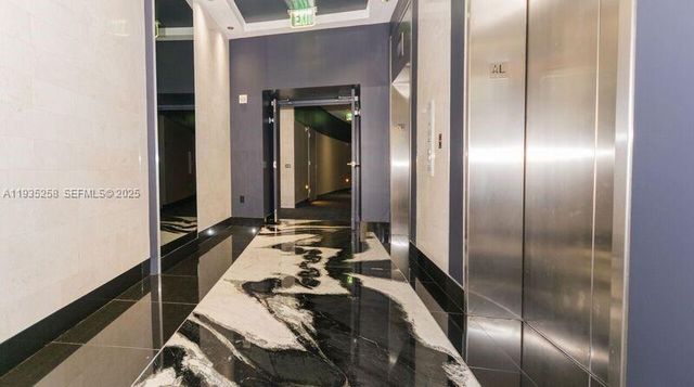 901 Brickell Key Blvd 3102, Miami, FL 33131