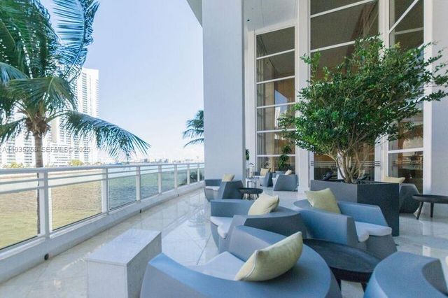 901 Brickell Key Blvd 3102, Miami, FL 33131