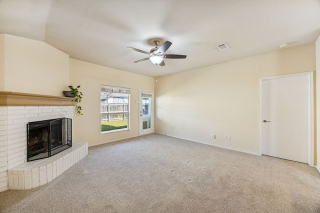 3404 Muleshoe Lane, Fort Worth, TX 76179