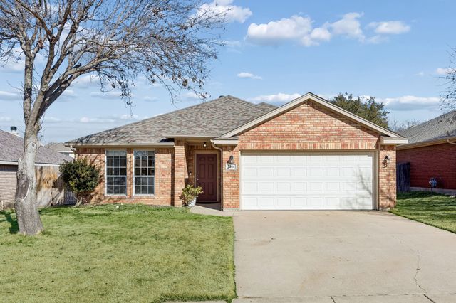 3404 Muleshoe Lane, Fort Worth, TX 76179