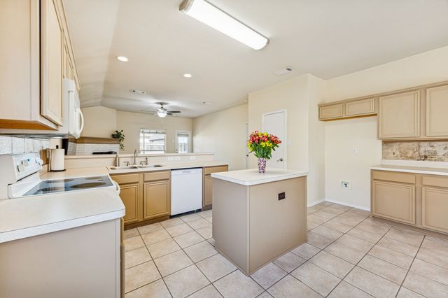 3404 Muleshoe Lane, Fort Worth, TX 76179