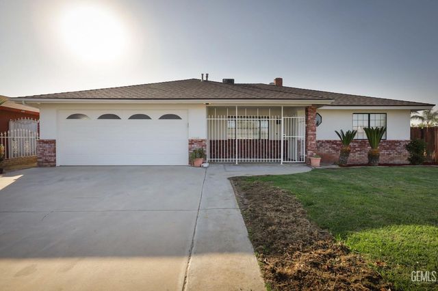 2247 Rounds Street, Delano, CA 93215