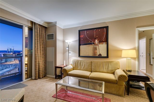 125 East HARMON Avenue 2821, Las Vegas, NV 89109
