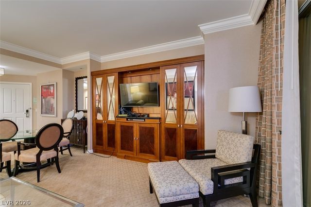 125 East HARMON Avenue 2821, Las Vegas, NV 89109