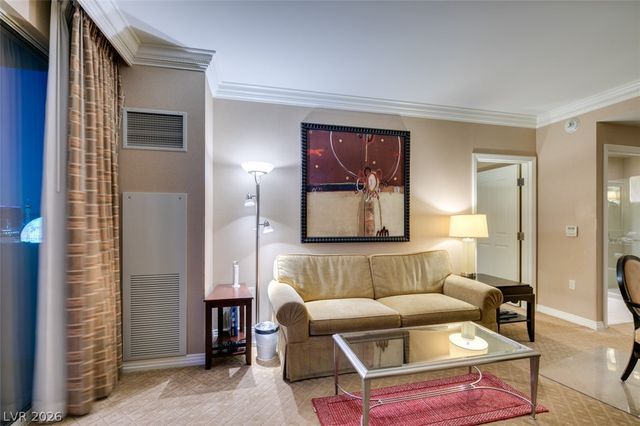 125 East HARMON Avenue 2821, Las Vegas, NV 89109