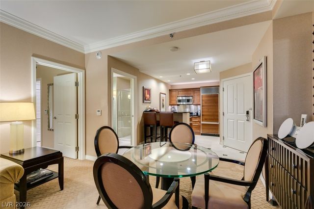125 East HARMON Avenue 2821, Las Vegas, NV 89109