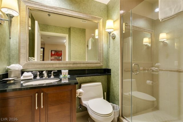 125 East HARMON Avenue 2821, Las Vegas, NV 89109
