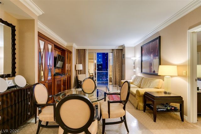 125 East HARMON Avenue 2821, Las Vegas, NV 89109