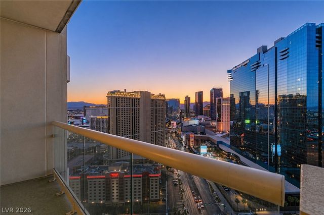 125 East HARMON Avenue 2821, Las Vegas, NV 89109