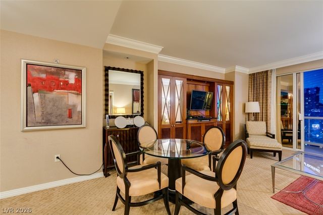 125 East HARMON Avenue 2821, Las Vegas, NV 89109