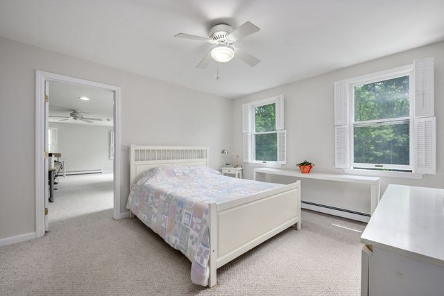 73 Westmoreland Dr, Falmouth, MA 02540