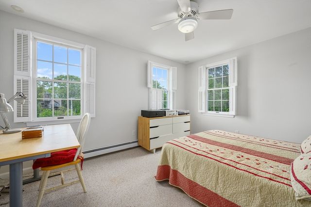 73 Westmoreland Dr, Falmouth, MA 02540