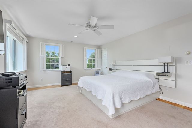 73 Westmoreland Dr, Falmouth, MA 02540