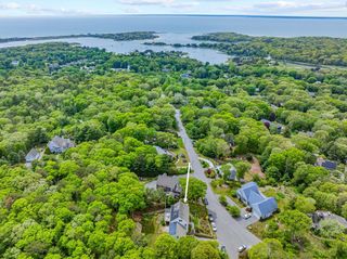73 Westmoreland Dr, Falmouth, MA 02540