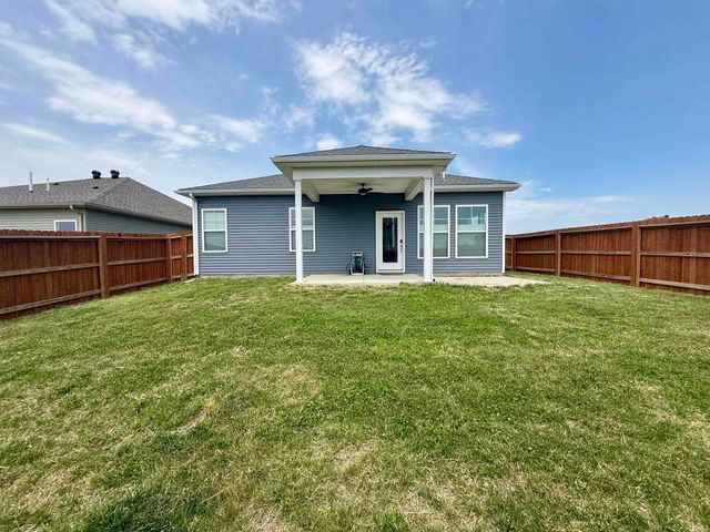 4633 Chelmsford Drive, Newburgh, IN 47630