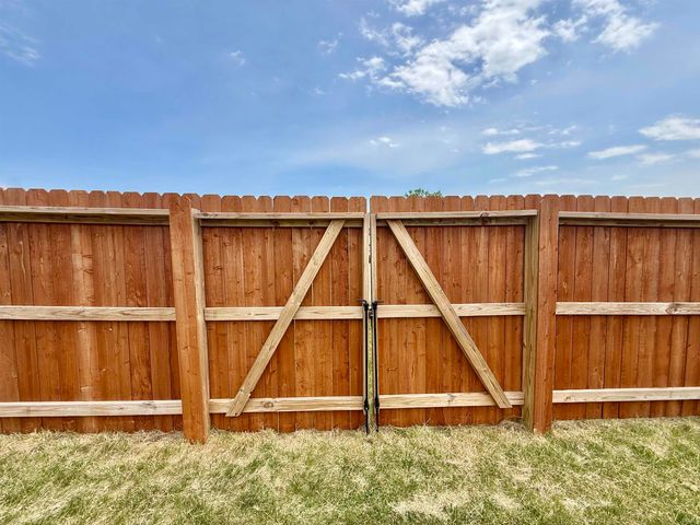 4633 Chelmsford Drive, Newburgh, IN 47630