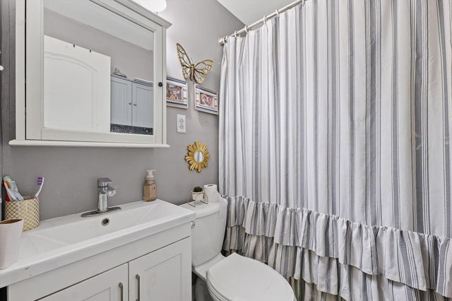 110 W Oak Street, Paxton, IL 60957