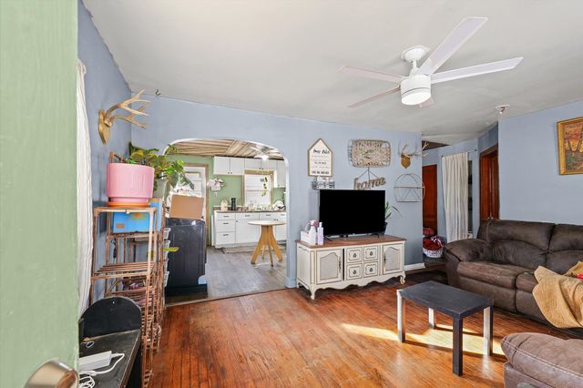 110 W Oak Street, Paxton, IL 60957