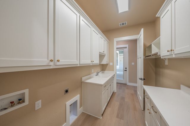 114 Ridgeline, Chico, TX 76431