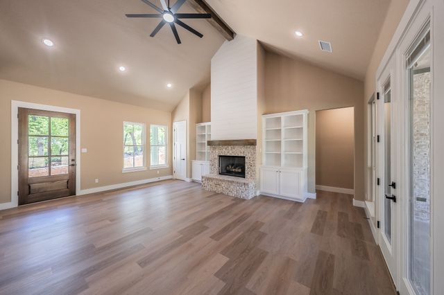 114 Ridgeline, Chico, TX 76431