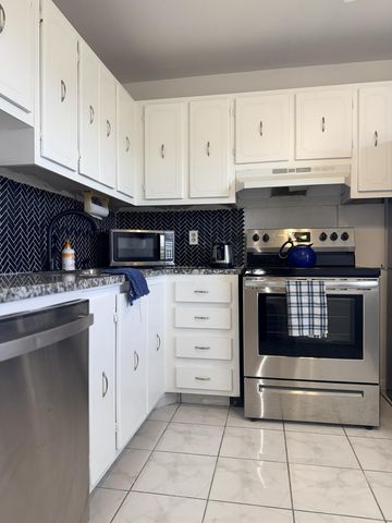 2601 NE 3RD Court 3030, Boynton Beach, FL 33435