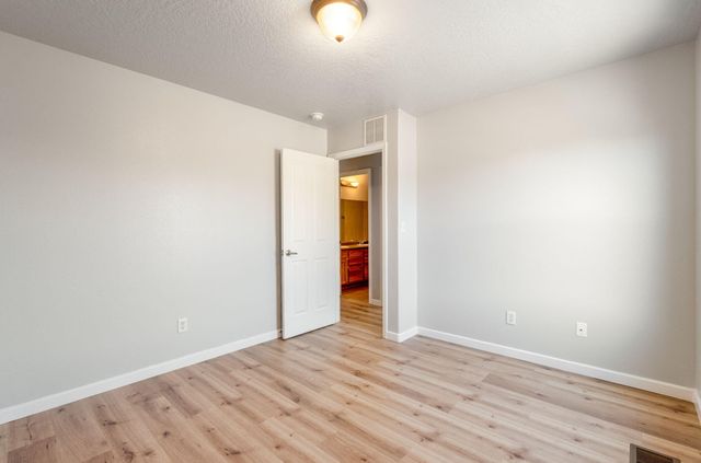 2225 Palenque Drive SE, Rio Rancho, NM 87124