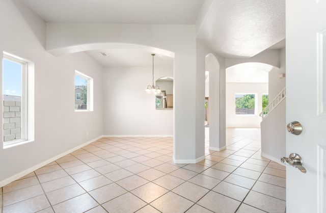 2225 Palenque Drive SE, Rio Rancho, NM 87124
