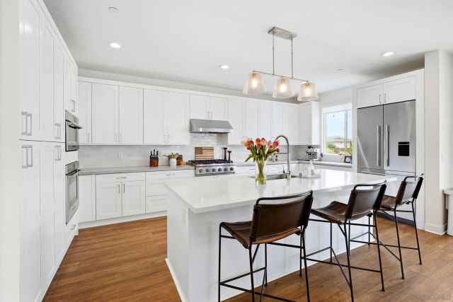 1858 Avocado Rd, Oceanside, CA 92054