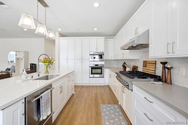 1858 Avocado Rd, Oceanside, CA 92054