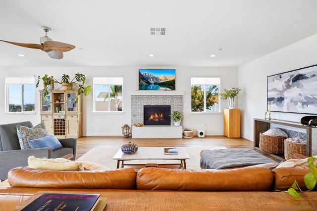 1858 Avocado Rd, Oceanside, CA 92054