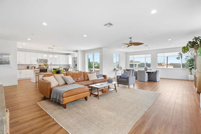 1858 Avocado Rd, Oceanside, CA 92054