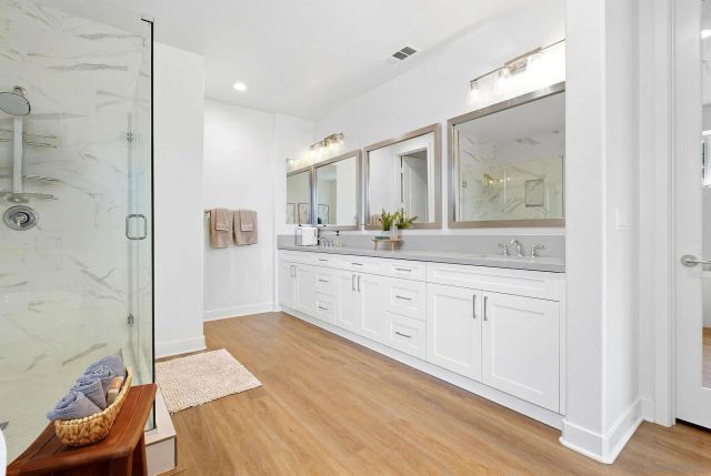 1858 Avocado Rd, Oceanside, CA 92054