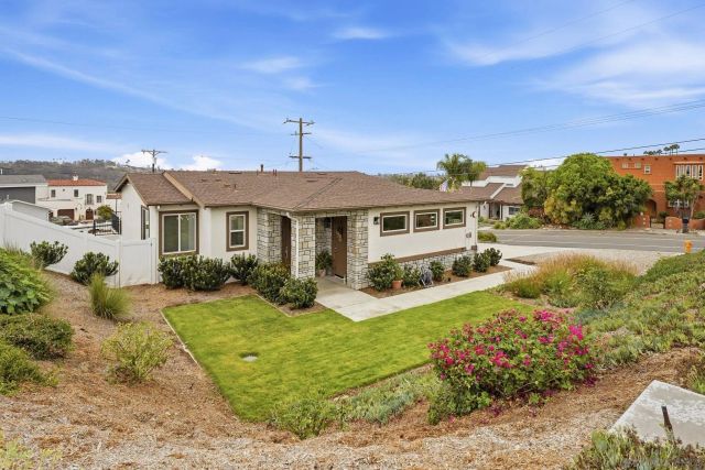 1858 Avocado Rd, Oceanside, CA 92054