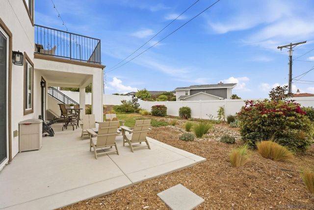 1858 Avocado Rd, Oceanside, CA 92054