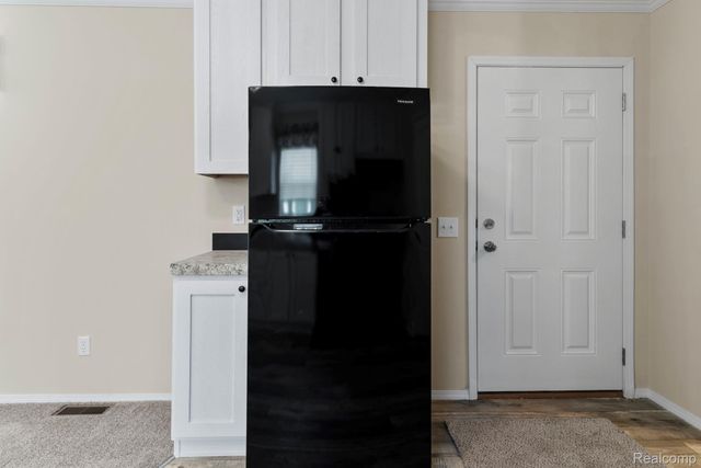 11047 Silver View Court, Green Oak Township, MI 48178