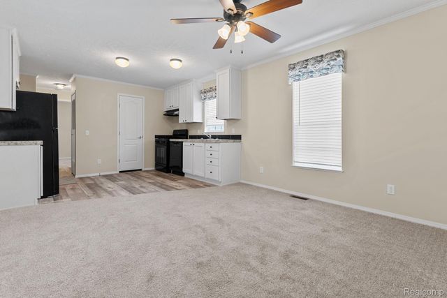 11047 Silver View Court, Green Oak Township, MI 48178